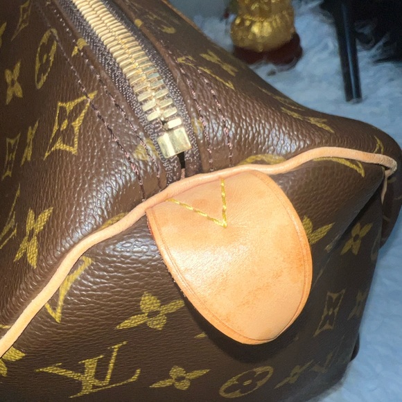 Louis Vuitton Keepall 45 - Picture 10 of 15